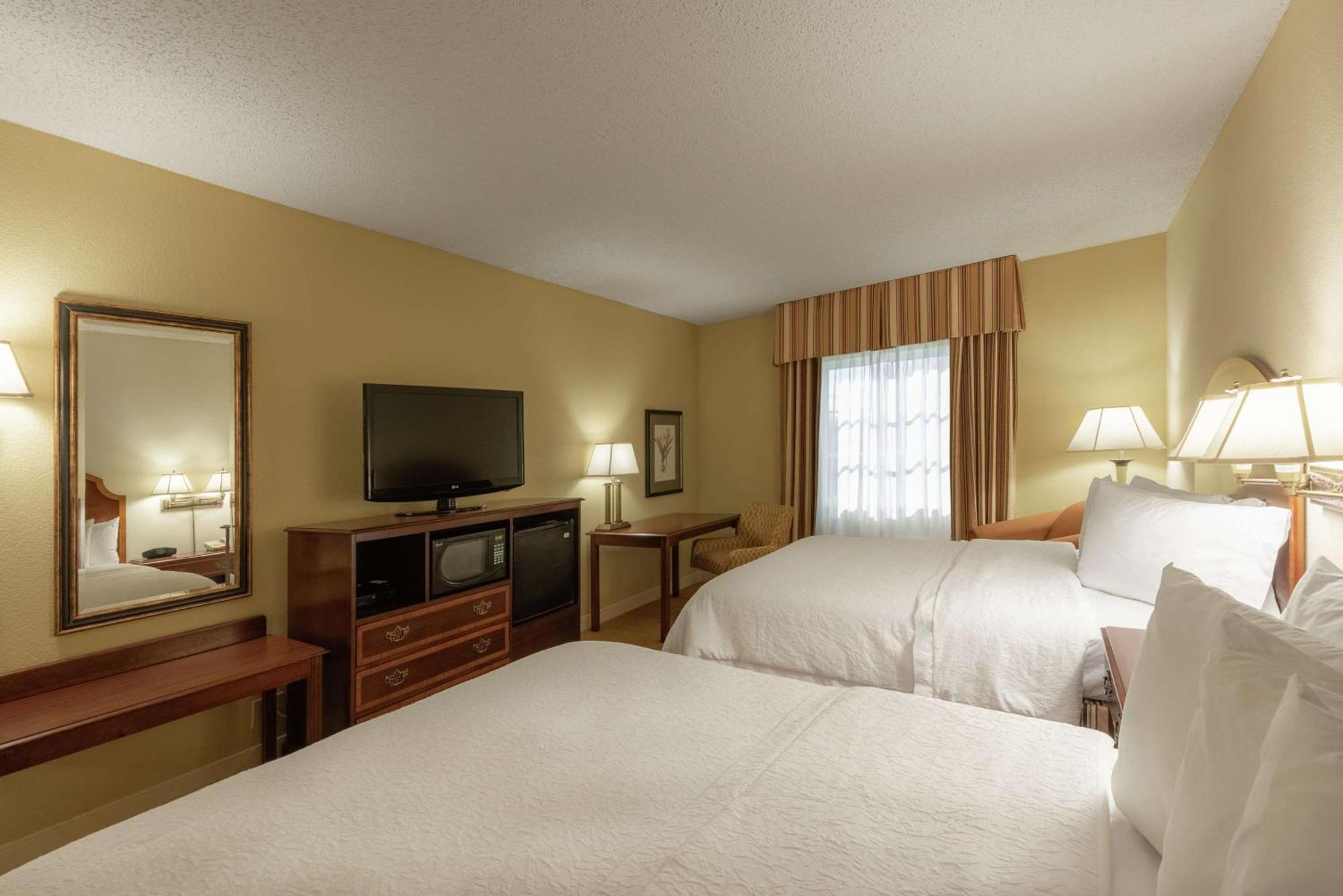 Hampton Inn & Suites - Виксбург Экстерьер фото