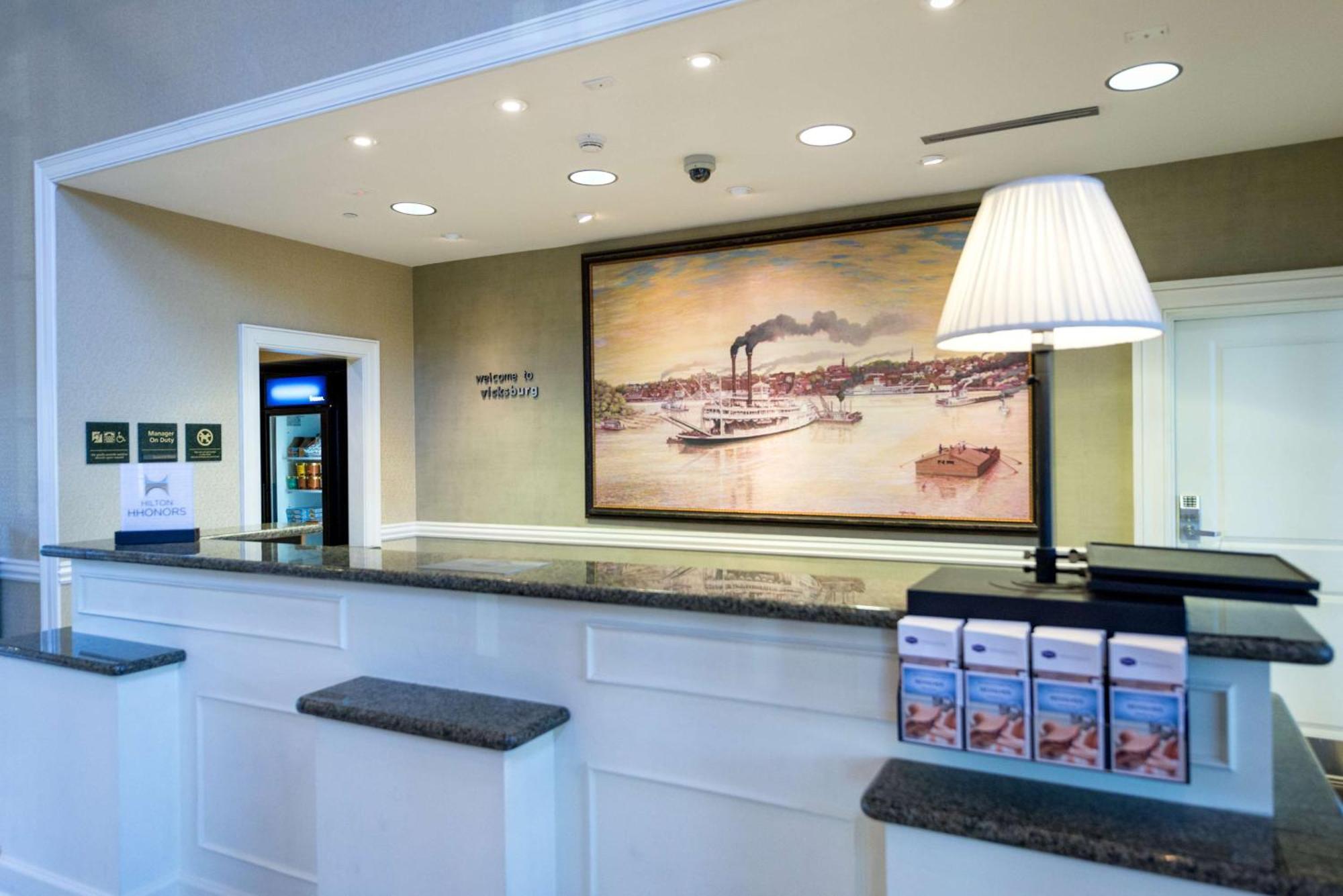 Hampton Inn & Suites - Виксбург Экстерьер фото