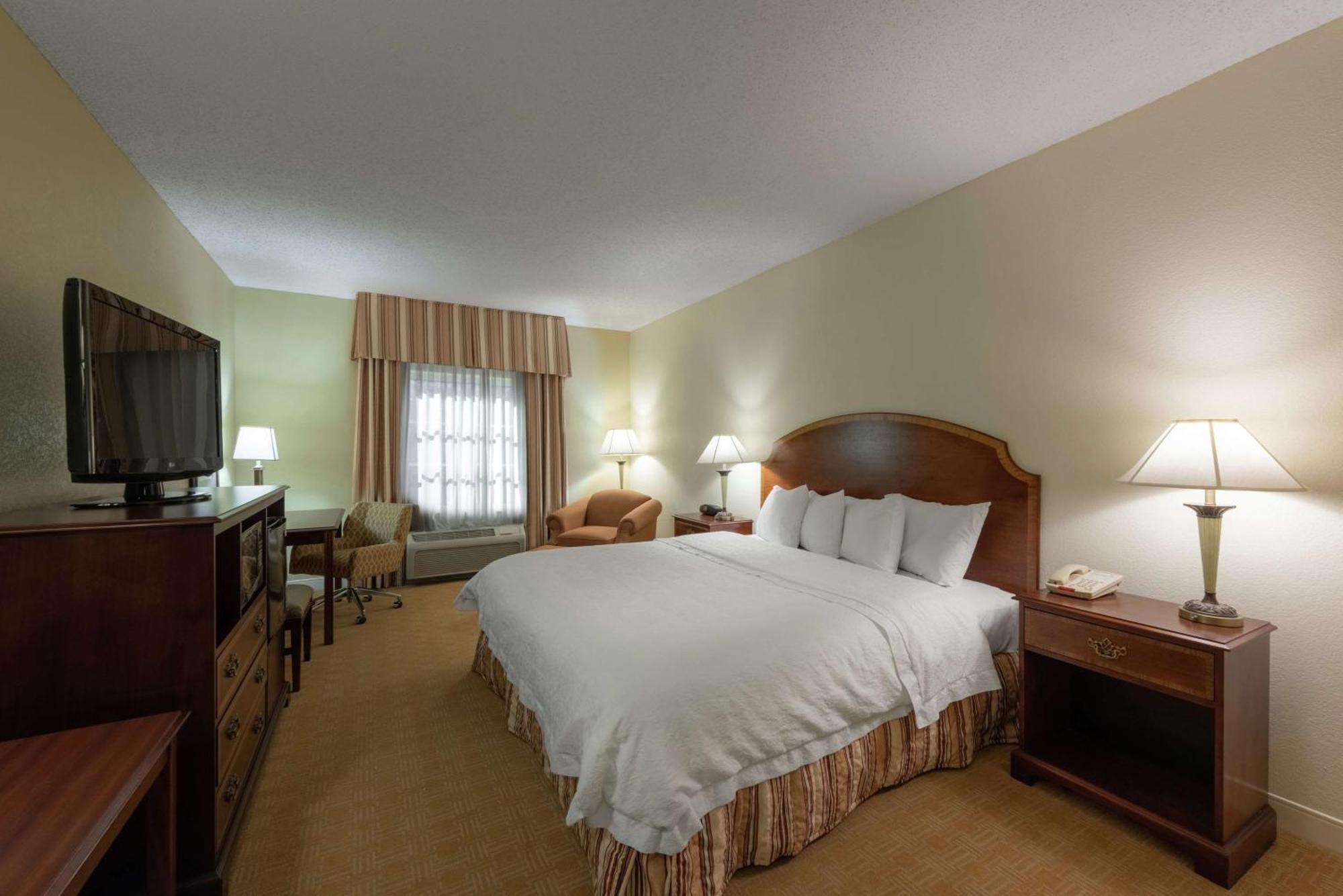 Hampton Inn & Suites - Виксбург Экстерьер фото